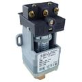 Telemecanique Sensors Pressure Switch, (1) Port, 1/4-18 in FNPT, SPDT, 3 to 150 psi, Standard Action 9012GNO5