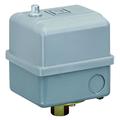 Telemecanique Sensors Pressure Switch, (1) Port, 1/4 in FNPS, DPST, 32 to 250 psi, Standard Action 9013GHG5J63