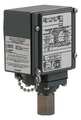 Telemecanique Sensors Pressure Switch, (1) Port, 1/4-18 in FNPT, SPDT, 20 to 1000 psi, Standard Action 9012GCW1