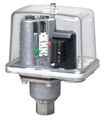 Condor Usa Pressure Switch, (1) Port, 1/4 in FNPT, SPDT, 116 to 1740 psi, Standard Action MDR-F 120HH-S UL