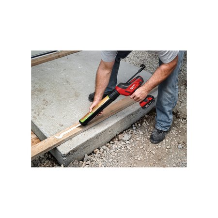 Milwaukee Tool M18  Cordless 10oz. Caulk and Adhesive Gun Kit 2641-21CT