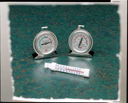 Cooper-Atkins Analog Mechanical Food Service Thermometer with 100 to 600 (F) 24HP