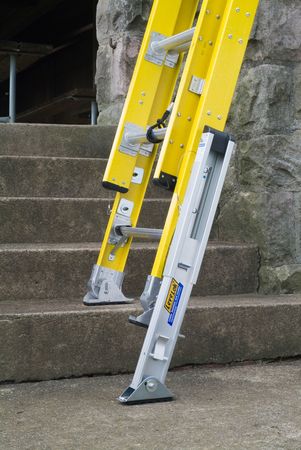 Werner Extension Ladder Leveler, Aluminum PK70-1