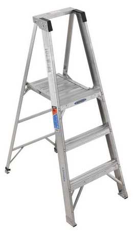 Werner 5 ft Aluminum Platform Stepladder, 300 lb Capacity P373