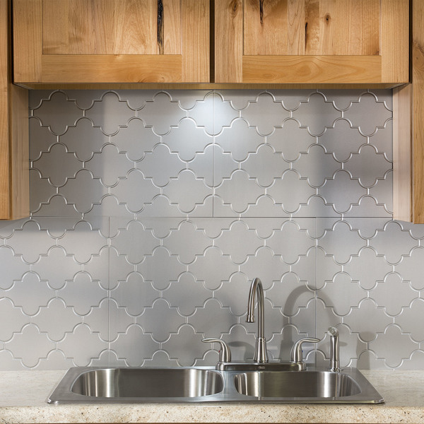 Fasade Fasade 18in x 24in Monaco Argent Silver Backsplash Panel 5pk PB6809