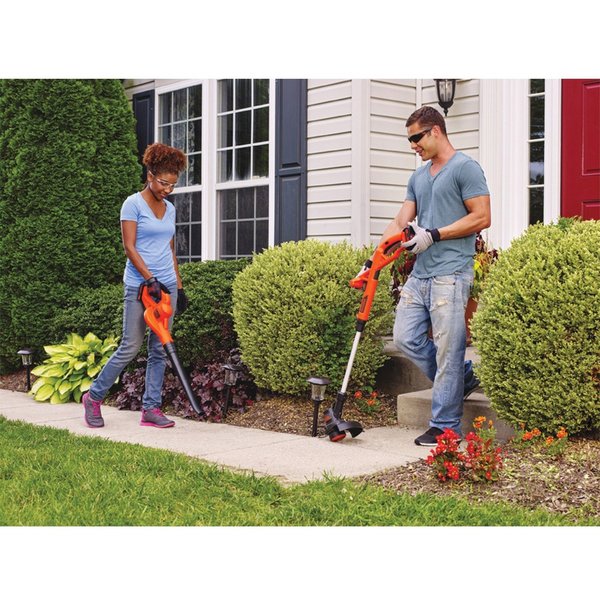  BLACK+DECKER 20V MAX* String Trimmer / Edger and Sweeper Combo  Kit, 10-Inch (LCC221) : Patio, Lawn & Garden