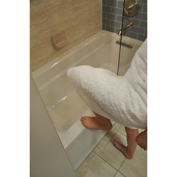 Handi Products Bmd1640C01 16 x 40 in. Bath Mat with DRAIN; Clear