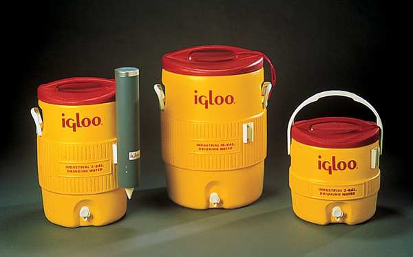 Igloo 421 2 Gallon Yellow Insulated Beverage Dispenser / Portable