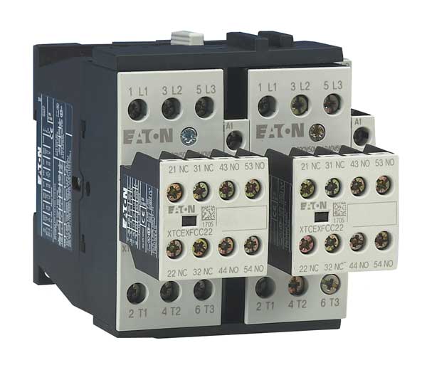 Eaton IEC Magnetic Contactor, 3 Poles, 120 V AC, 25 A, Reversing: Yes XTCR025C21A