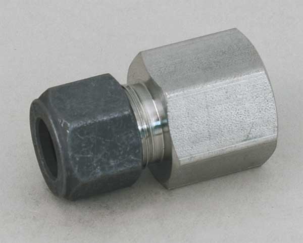 Parker 1/8" x 1/4" CPI x FNPT SS Female Connector 4-2 GBZ-SS