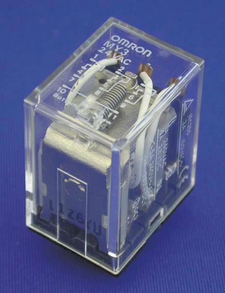 Omron General Purpose Relay, 240V AC Coil Volts, Square, 11 Pin, 3PDT MY3-AC220/240