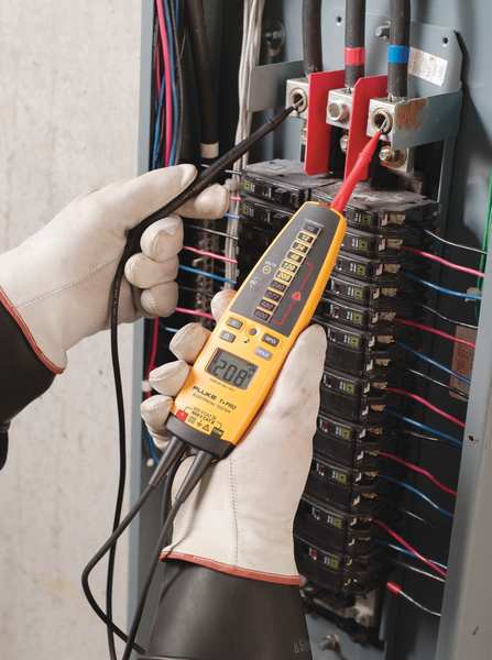 Fluke Voltage Tester, 600VAC, 600VDC Fluke-T+Pro